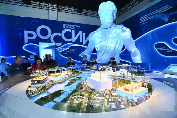 «337 метров над землёй» и выставка «Россия» на ВДНХ»